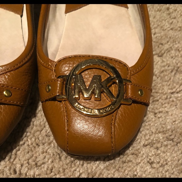 🤎 MICHAEL KORS Leather Moccasin Ballet Flat Slip-on Loafer (Sz 7.5) - Picture 3 of 8